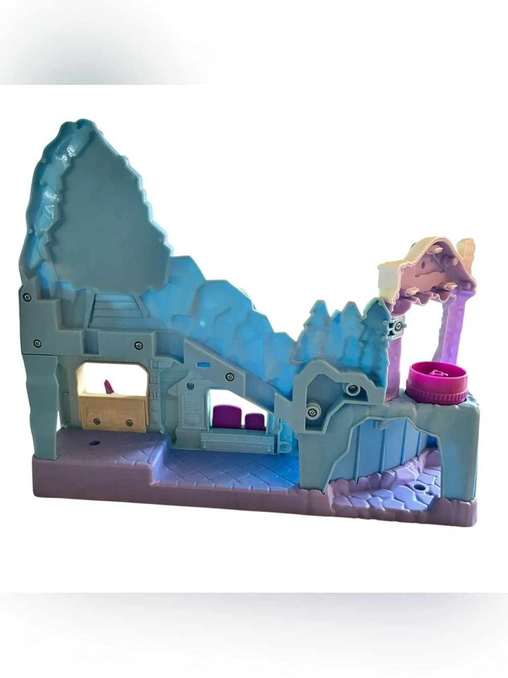 Fisher-Price Little People Disney Frozen Arendelle Sledding Adventures Playset